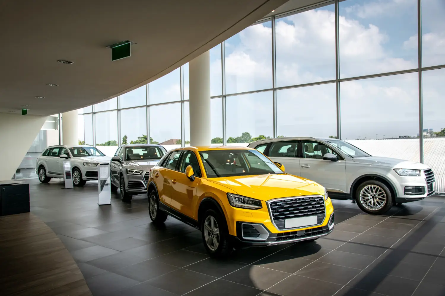 Top 10 Auto Brands That Made Millennials Abandon Public Transportation Forever